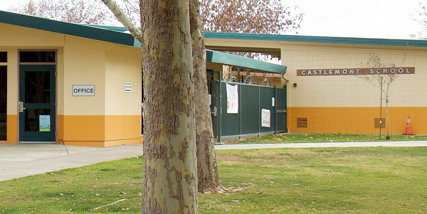 Front of Castlemont School