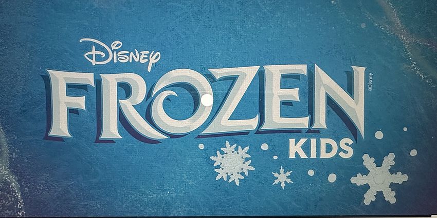 Frozen play logo