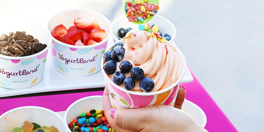 yogurtland cups